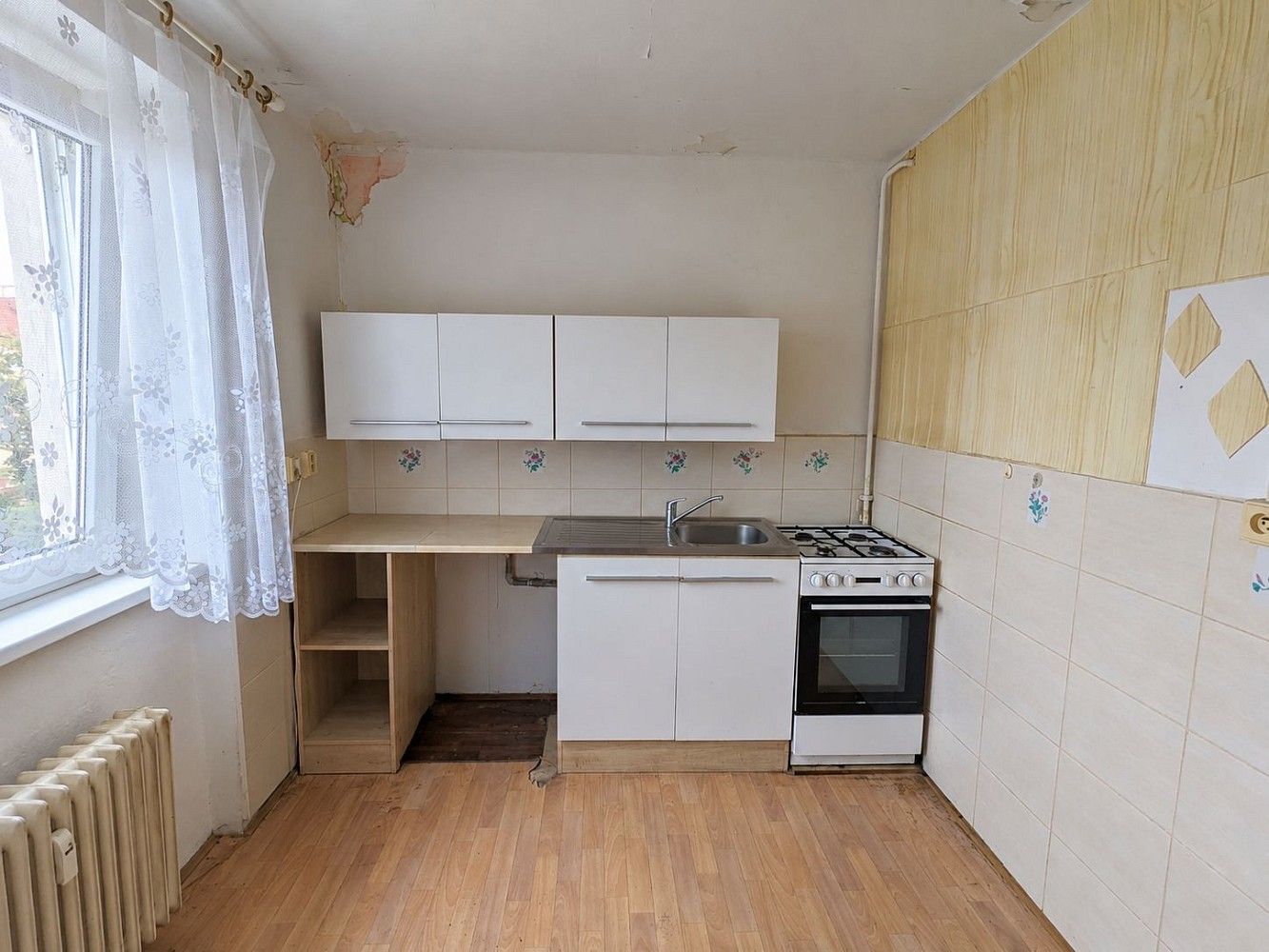 Byt 1+1 · 29 m² · Josefa Dobrovského, Most - 3