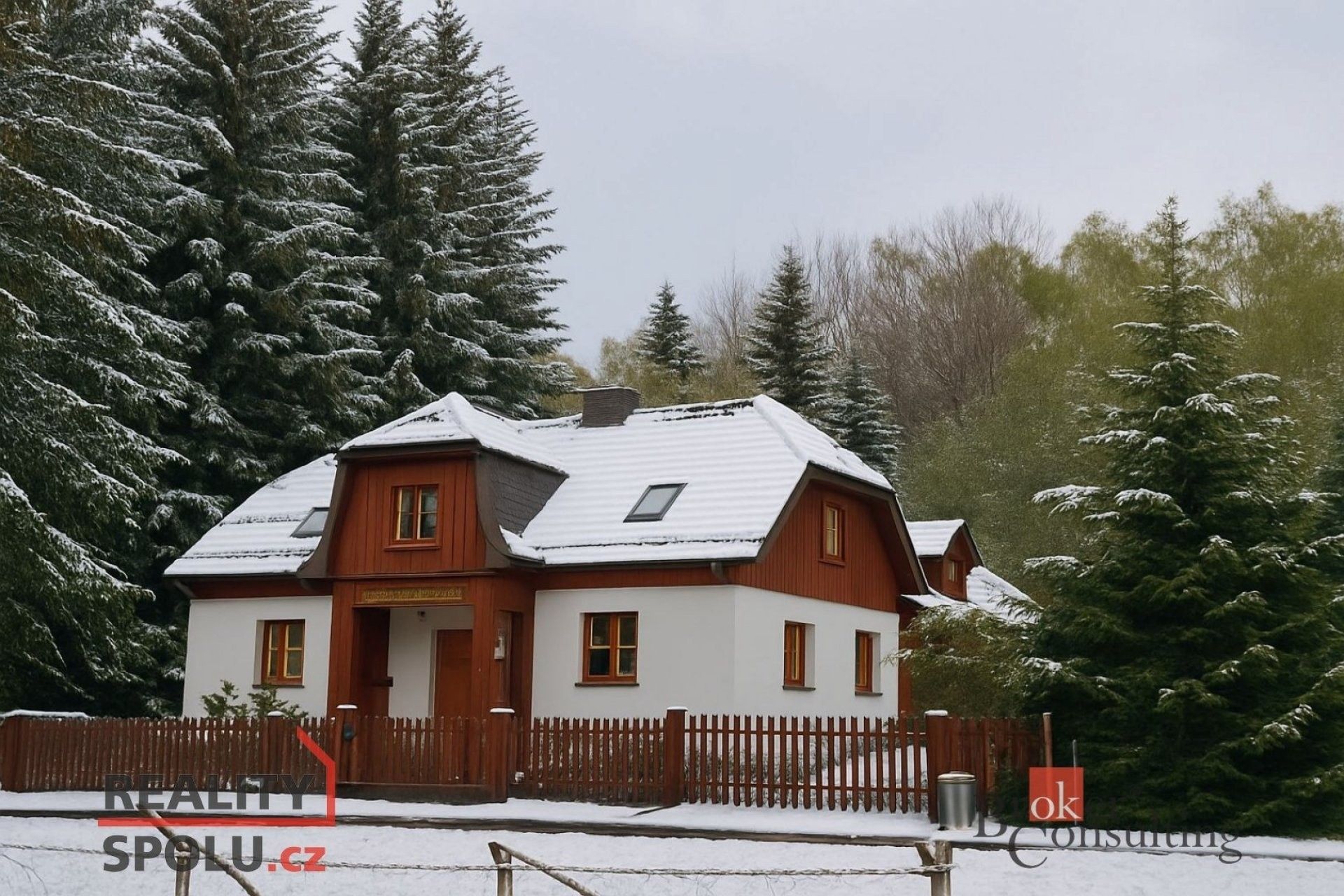 Prodej rodinný dům - Srní, 439 m²