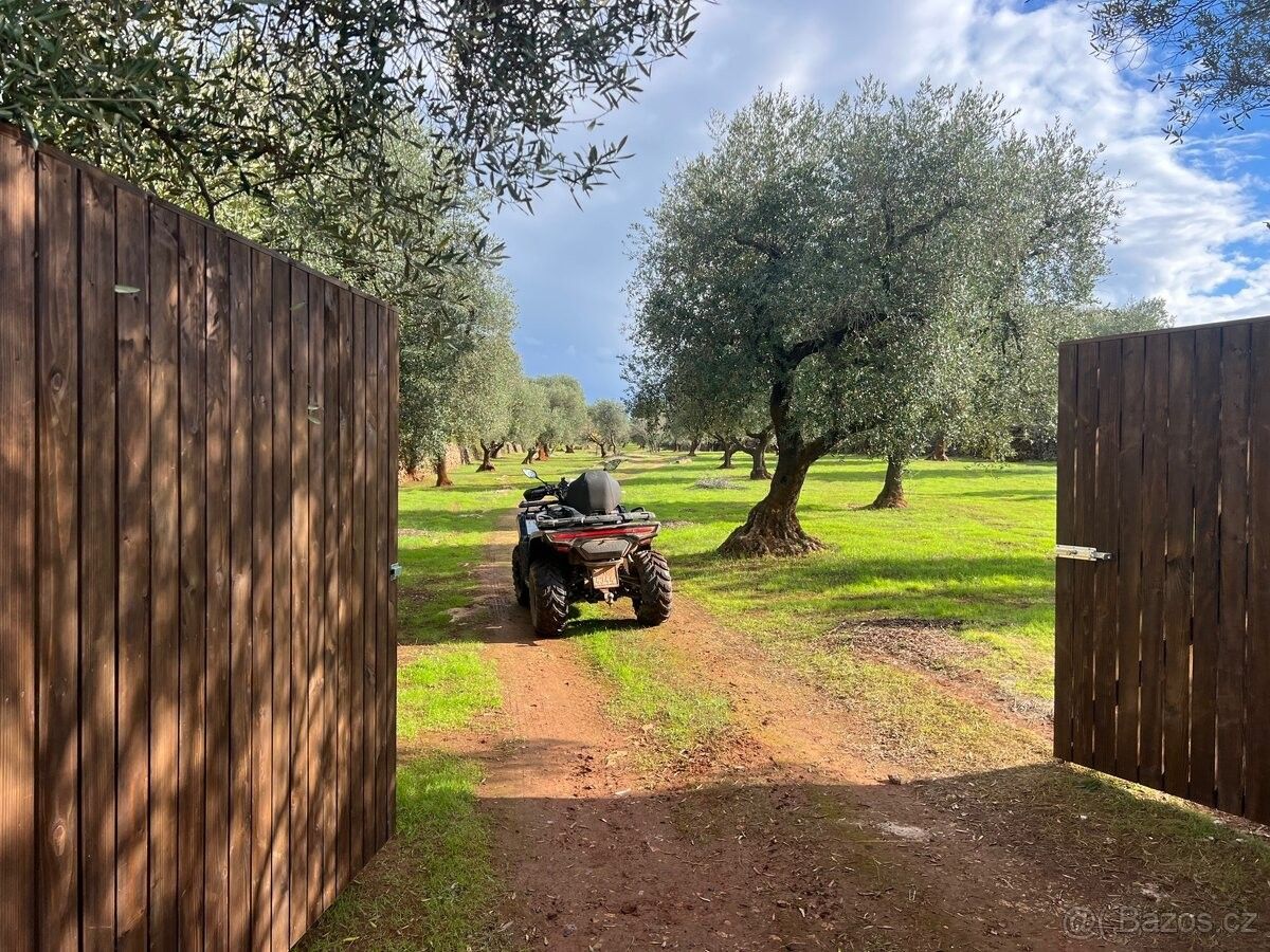 Prodej pozemek pro bydlení - Olomouc, 779 00