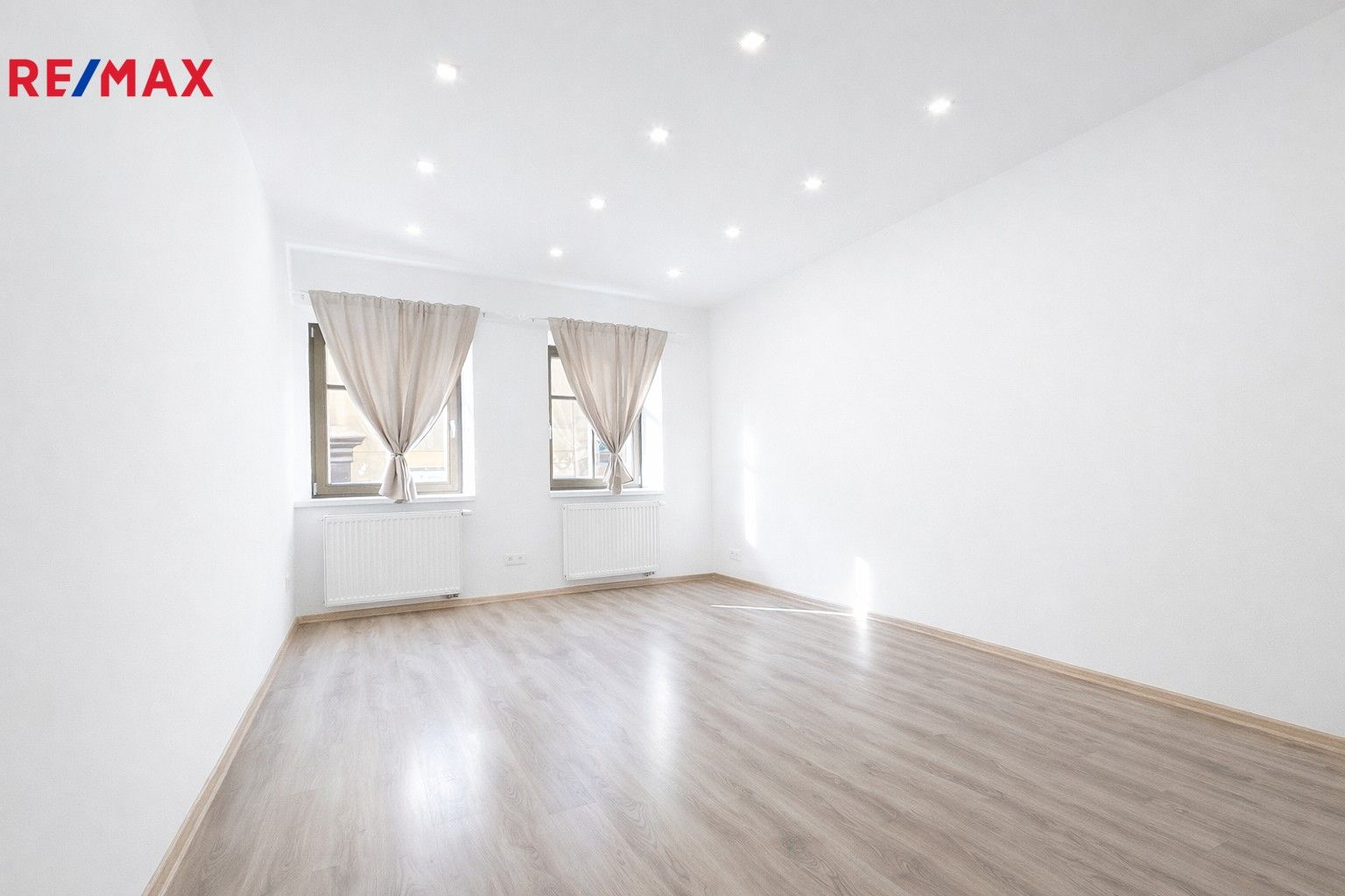 Pronájem byt 3+1 - Železná 267, Železný Brod, 70 m²