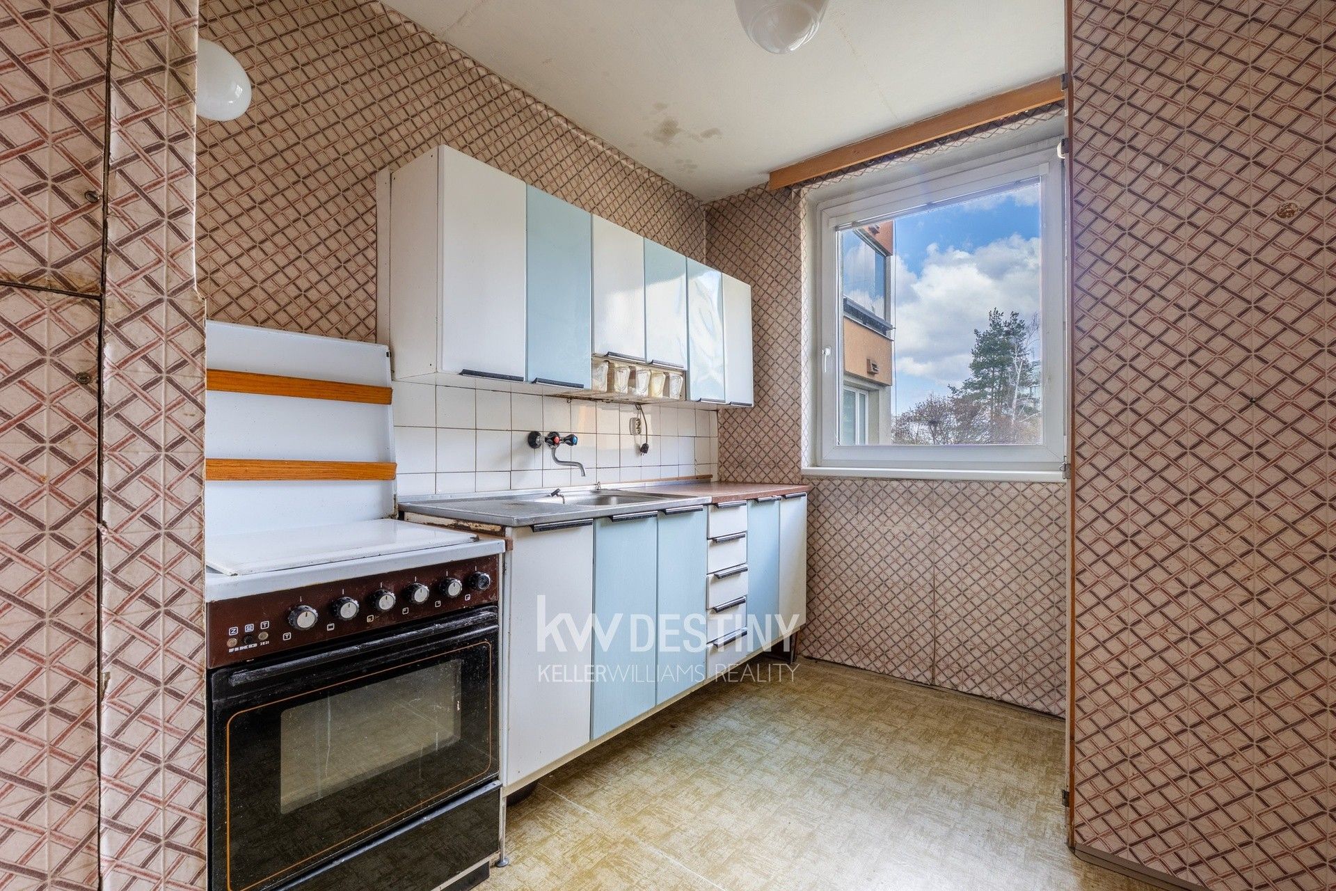 Prodej byt 3+1 - Pod dálnicí, Praha, 71 m²