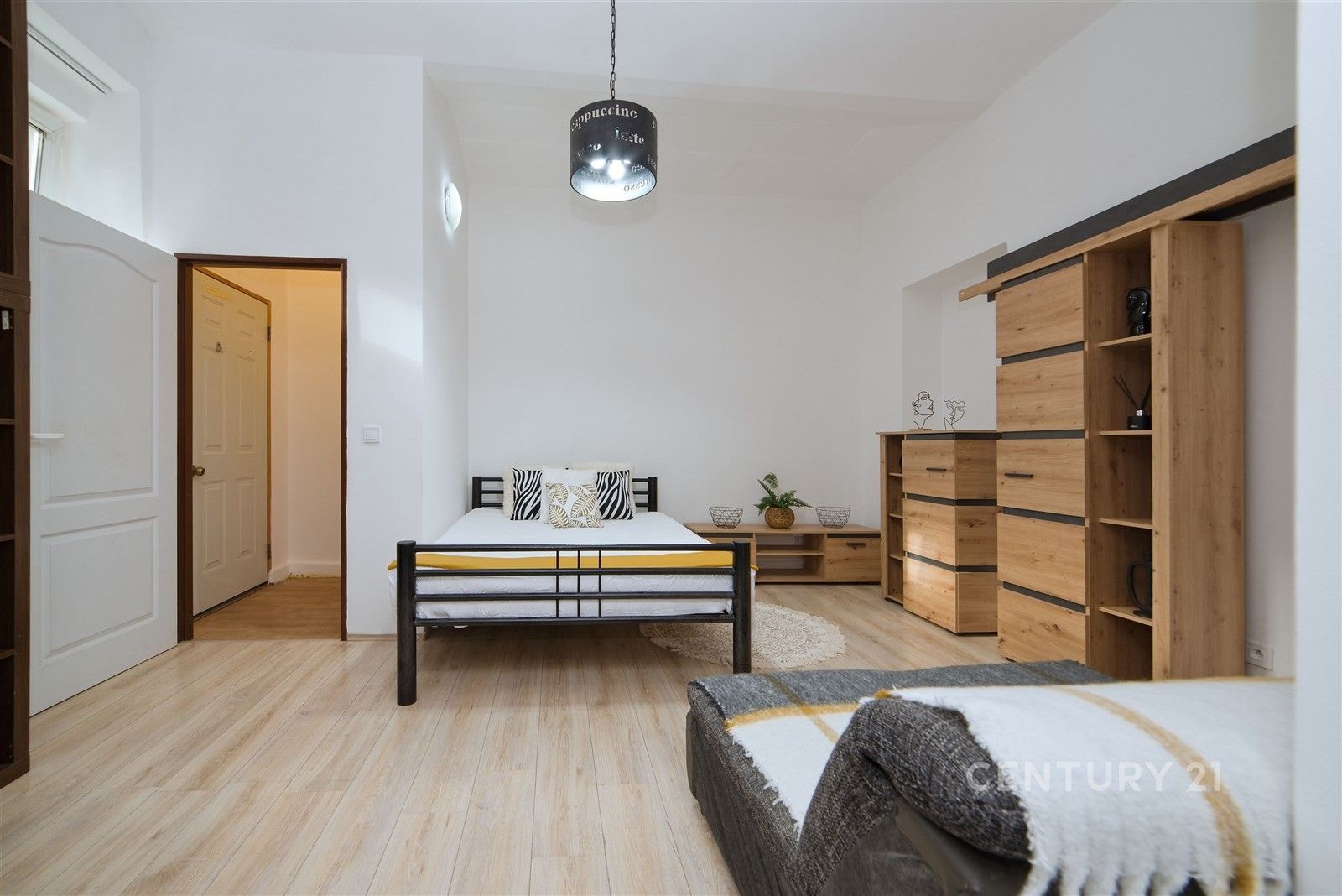 1+kk, Budínova 2352, Praha Libeň, 28 m² - 1