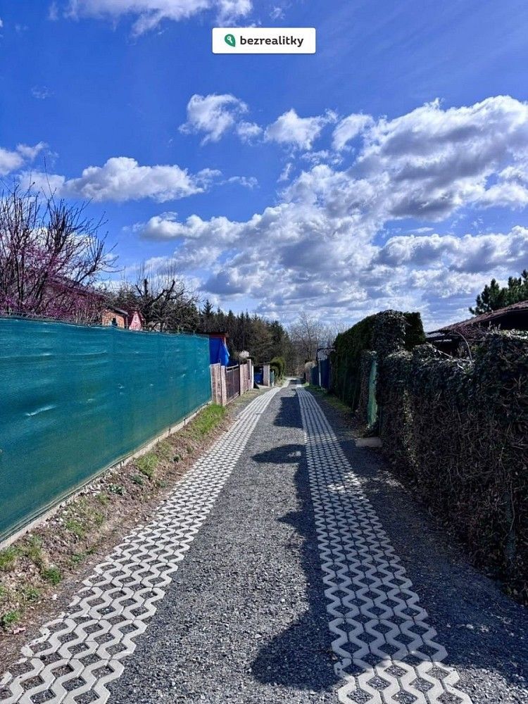 Zahrada, 400 m²