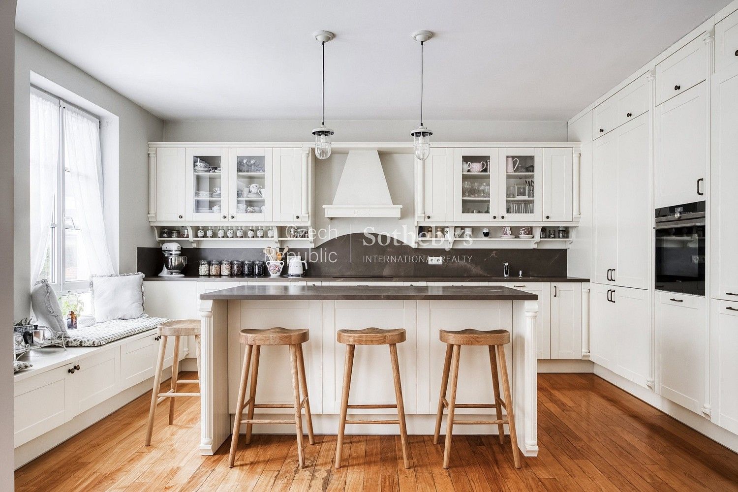Pronájem rodinný dům - Roztoky, okres Praha-západ, Středočeský kraj, 350 m² - 5