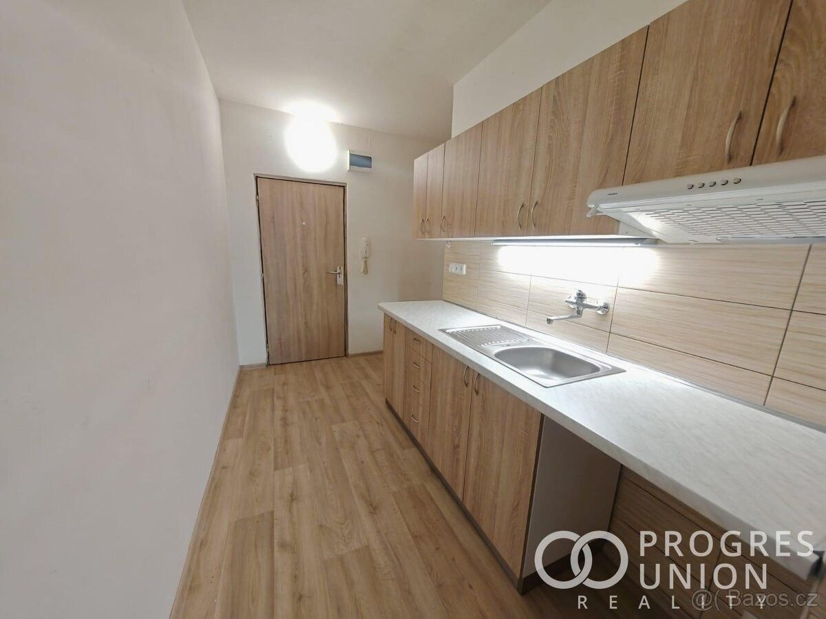 Byty, Kroměříž, 767 01