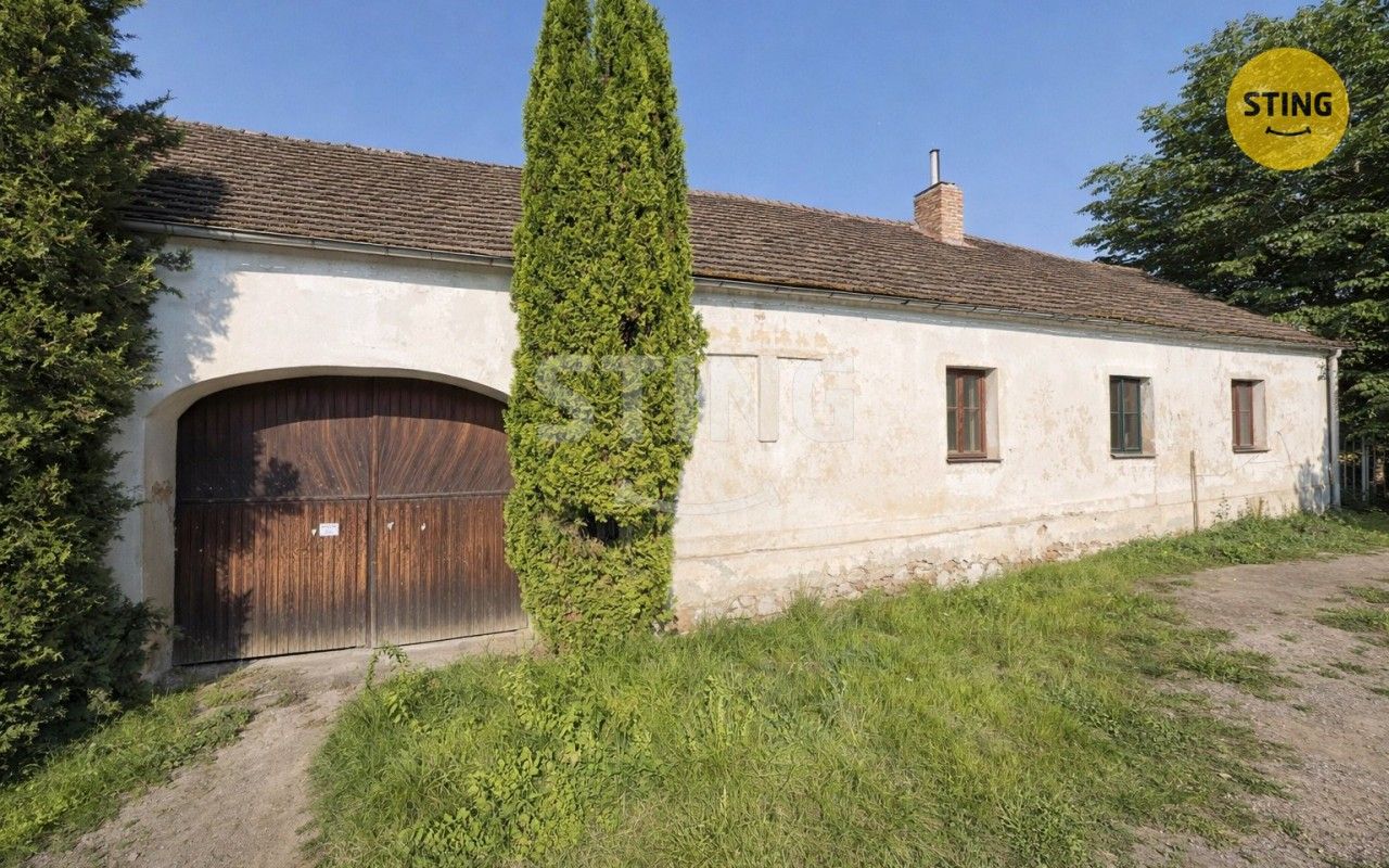 Zemědělské usedlosti, Chvalovice, 644 m² - 1