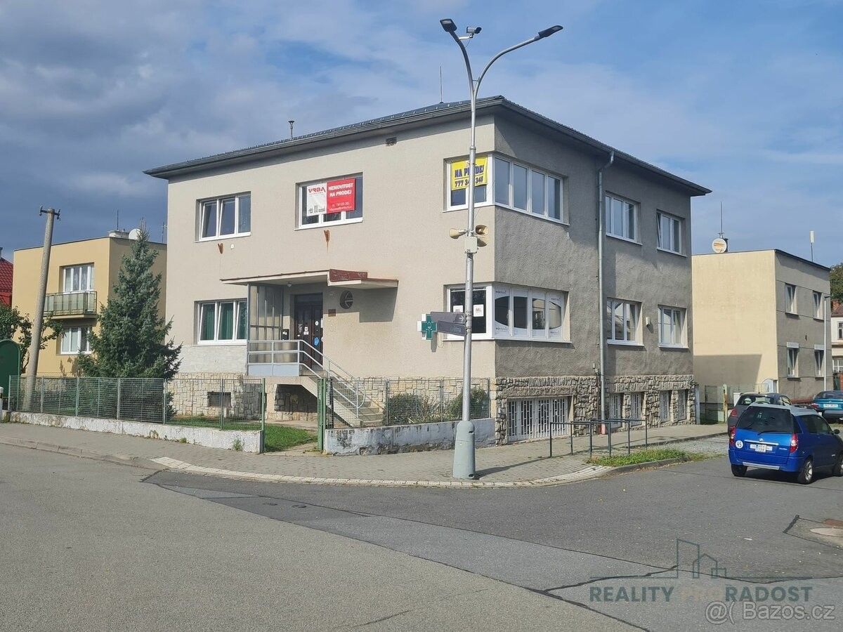 Prodej dům - Brodek u Přerova, 751 03, 476 m²