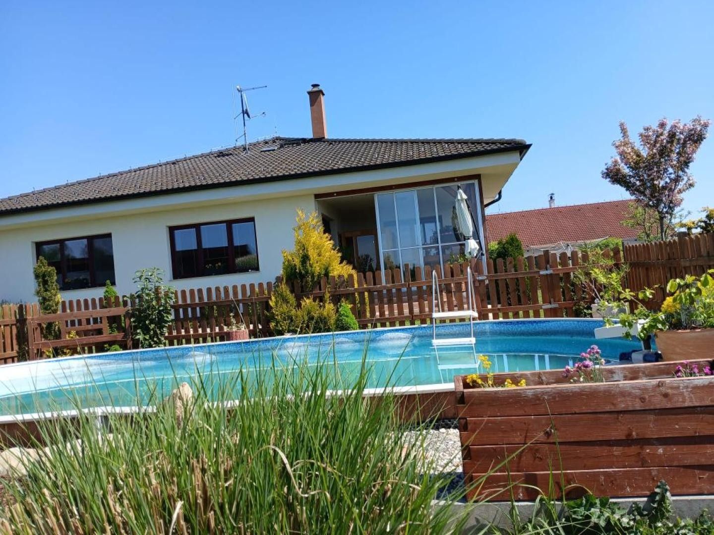 Prodej rodinný dům - Mydlovary, 222 m²