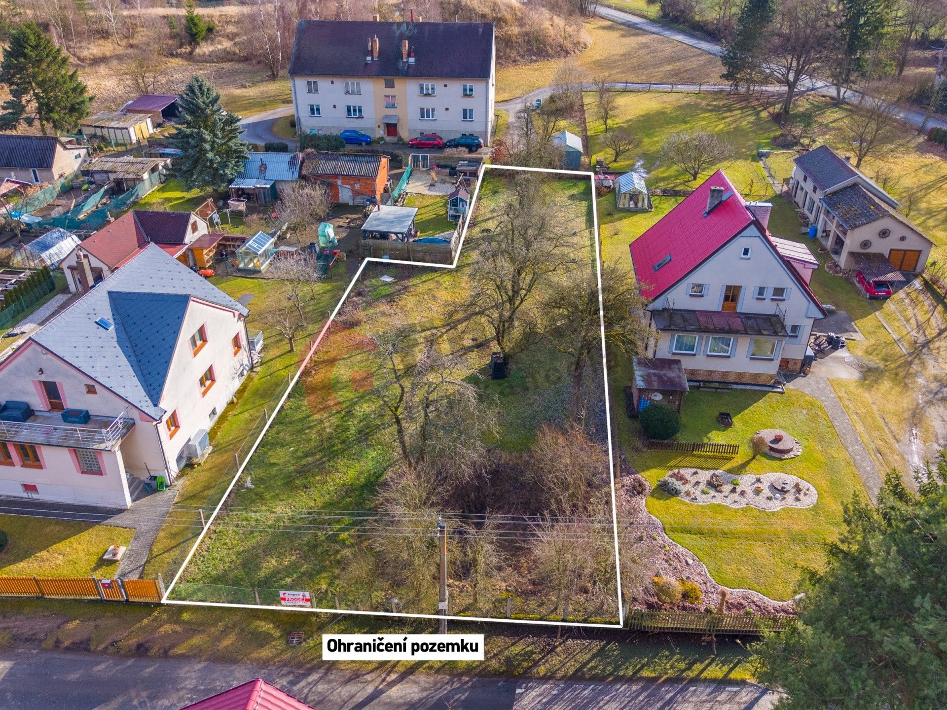 Pozemek pro bydlení, 945 m²