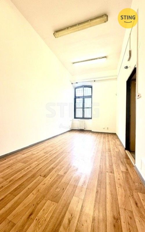 Pronájem kancelář - Brněnská, Hodonín, 17 m² - 2