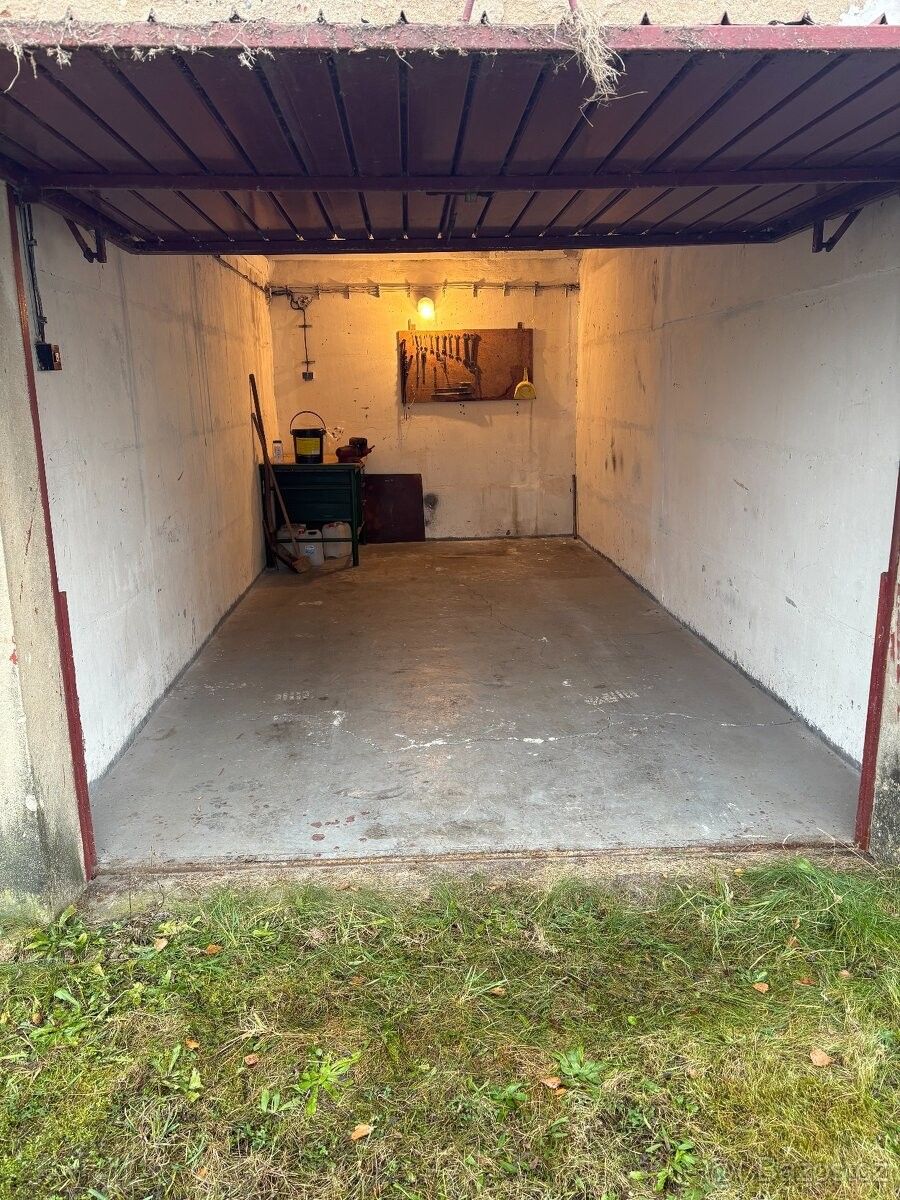 Pronájem garáž - Mladá Boleslav, 293 01