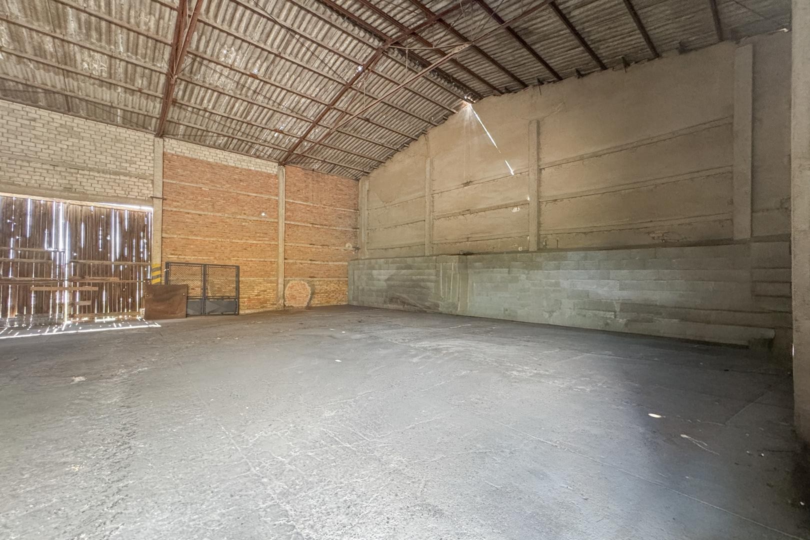 Pronájem výrobní prostory - Dolní Stakory, 4 204 m² - 2