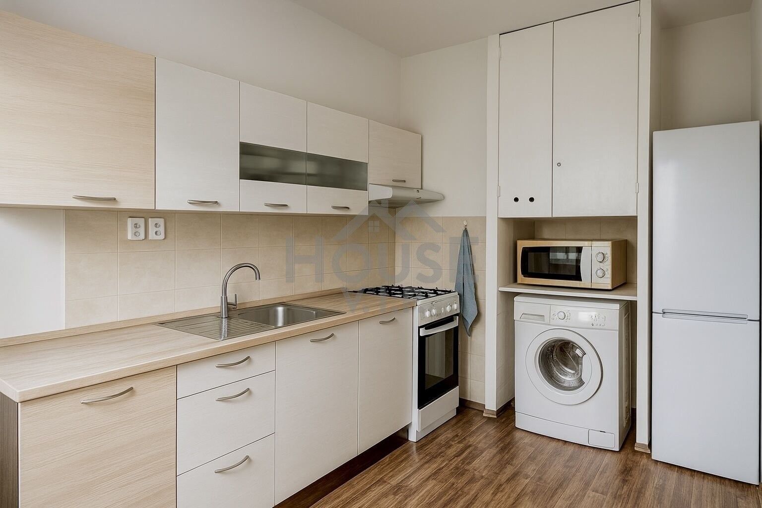 Prodej byt 3+1 - Prosecká, Praha, 70 m²