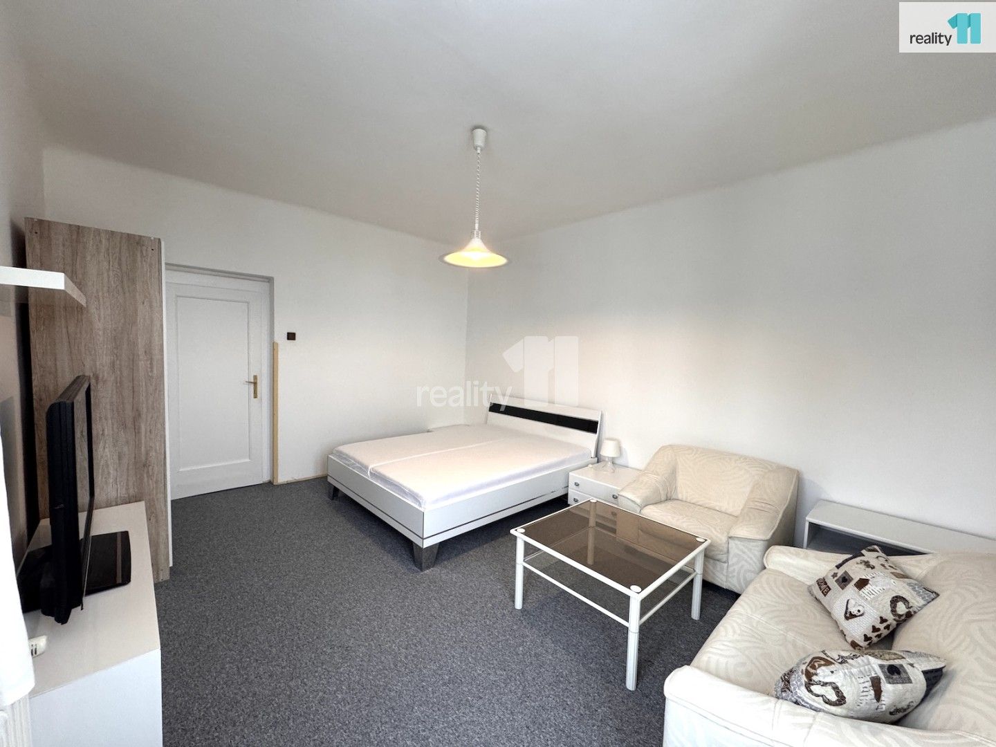 1+1, Zlonínská, Praha, 49 m²