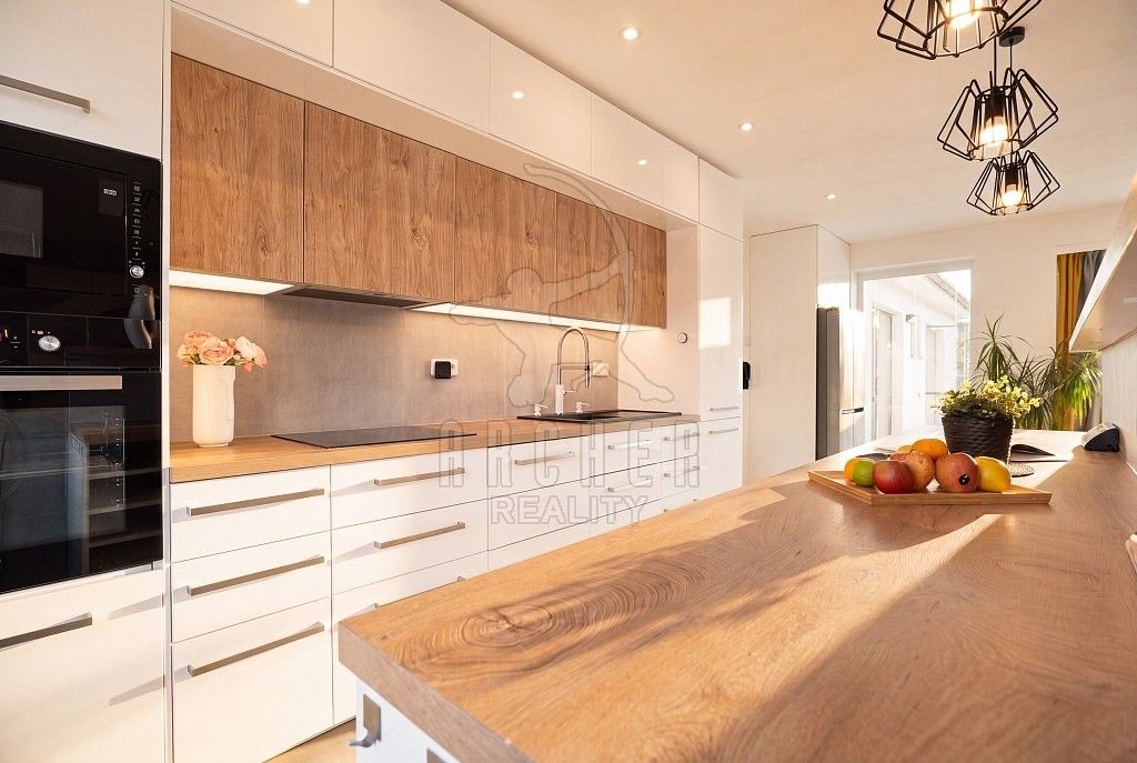 Rodinný dům · 174 m² · Kamenická, Svojetice, okres Praha-východ - 3