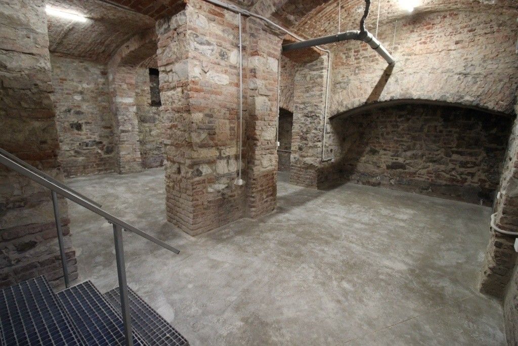 Ostatní, Praha, 130 00 - 2