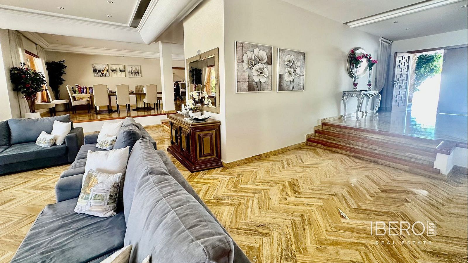 Rodinný dům · 834 m² · Nueva Andalucía, ES - 3