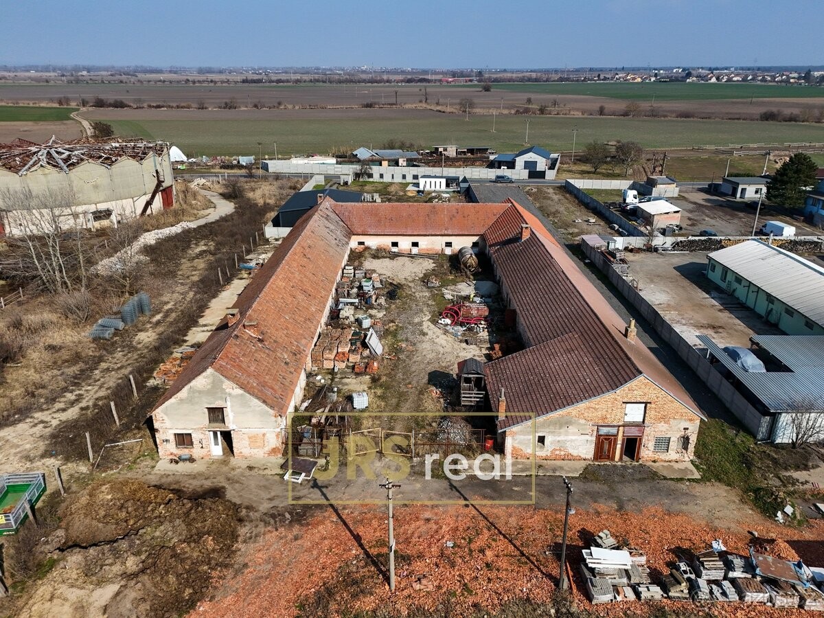 Sklady, Lanžhot, 691 51 - 1