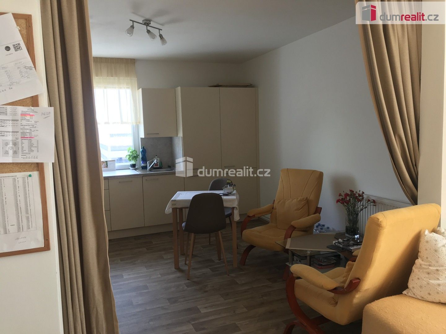 Pronájem byt 1+kk - Bryksova, Praha, 33 m²