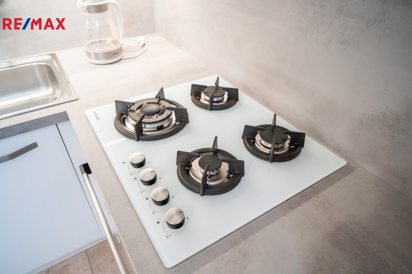 Pronájem byt 2+kk - Truhlářská, Hradec Králové, 67 m²