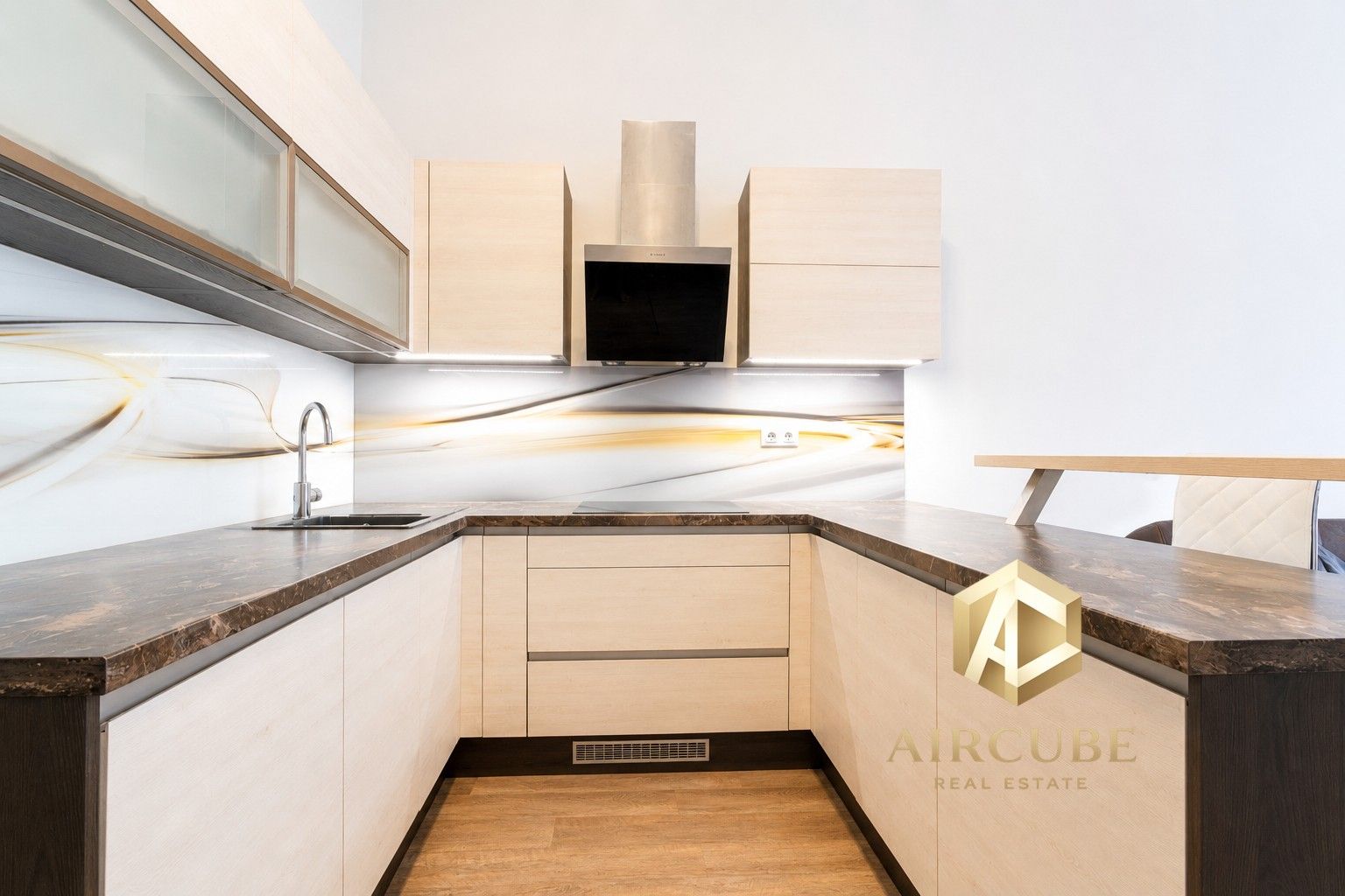 Byt 2+kk · 55 m² · Březinova, Praha Karlín - 4