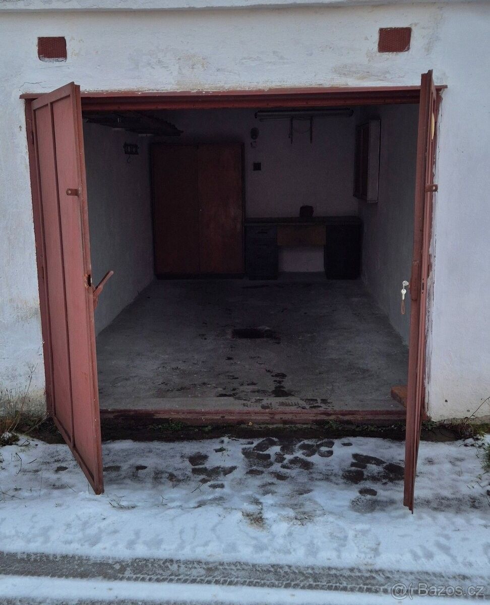 Pronájem garáž - Tábor, 390 02
