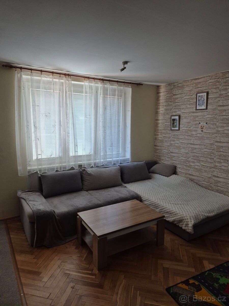 Pronájem byt - Klíny, 436 01