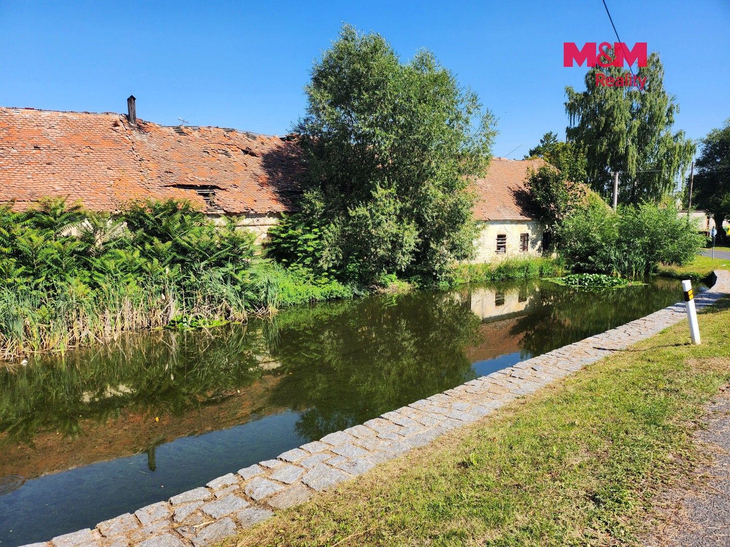 Rodinné domy, Milošice, Měcholupy, 424 m² - 2