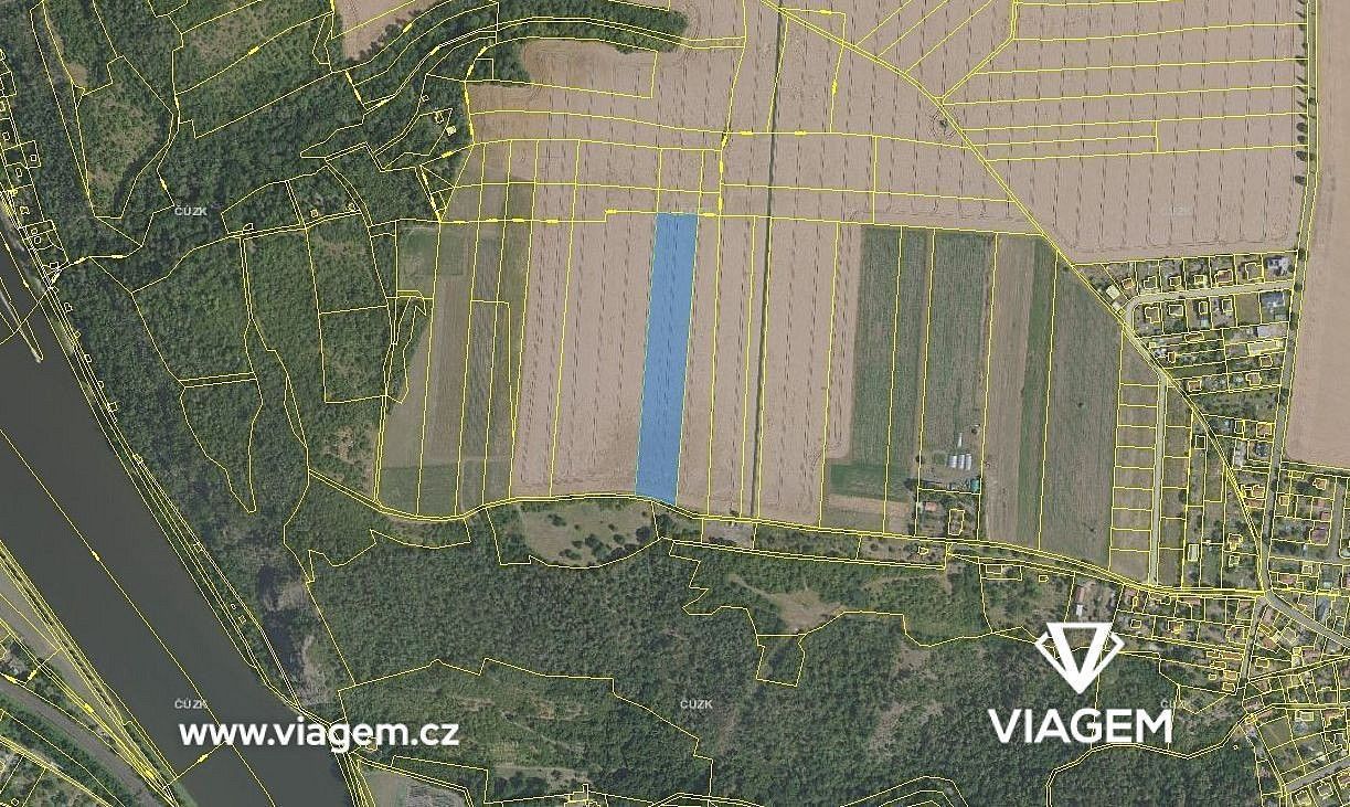 Zemědělský pozemek, 2 361 m²