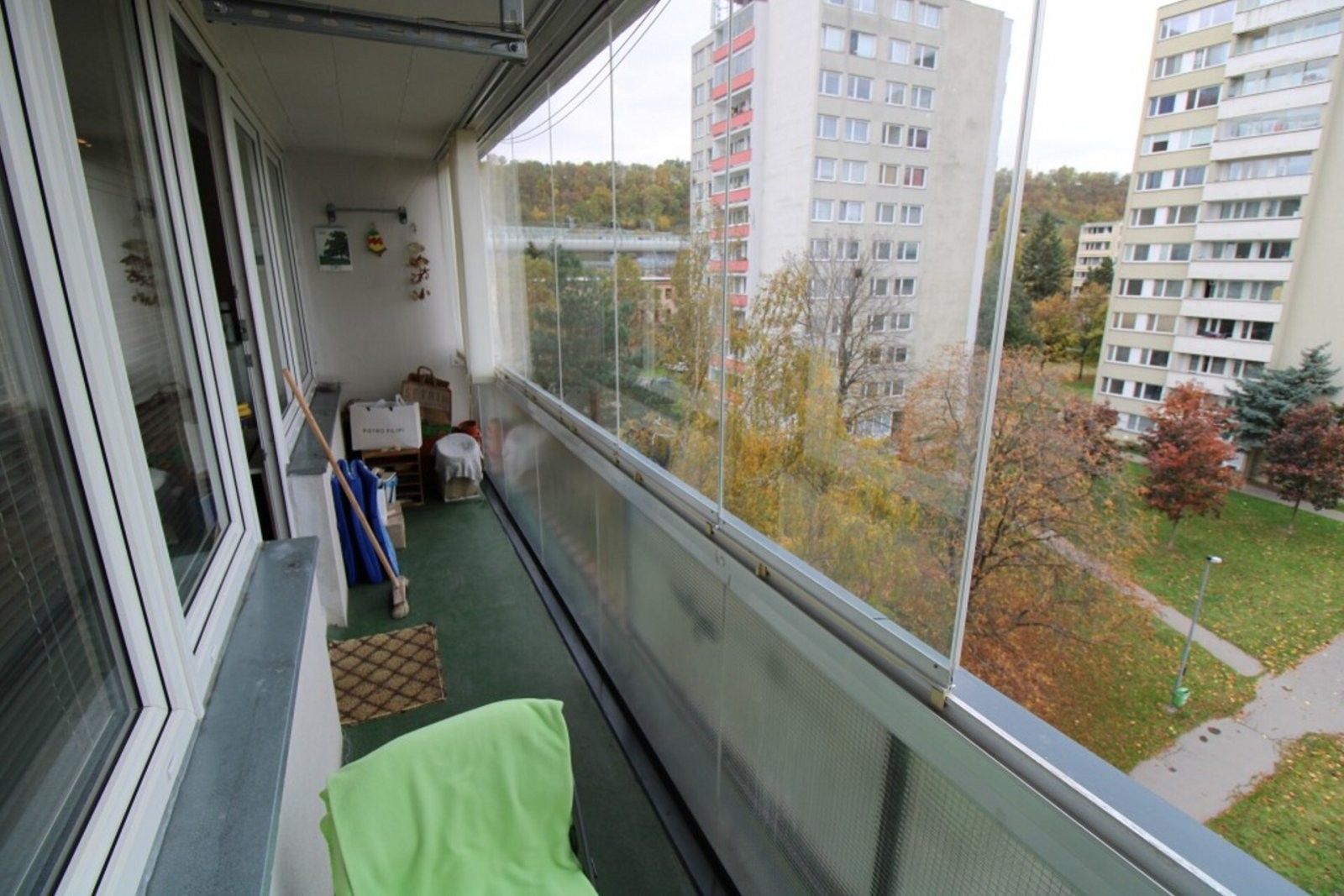 Pronájem byt 1+kk - Nekvasilova, Praha, 28 m²