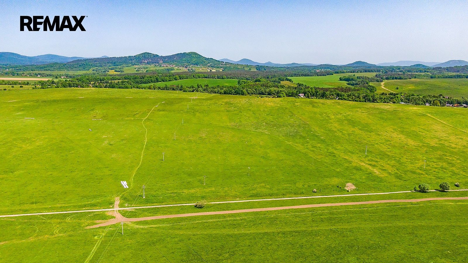 Louka, 112 893 m²