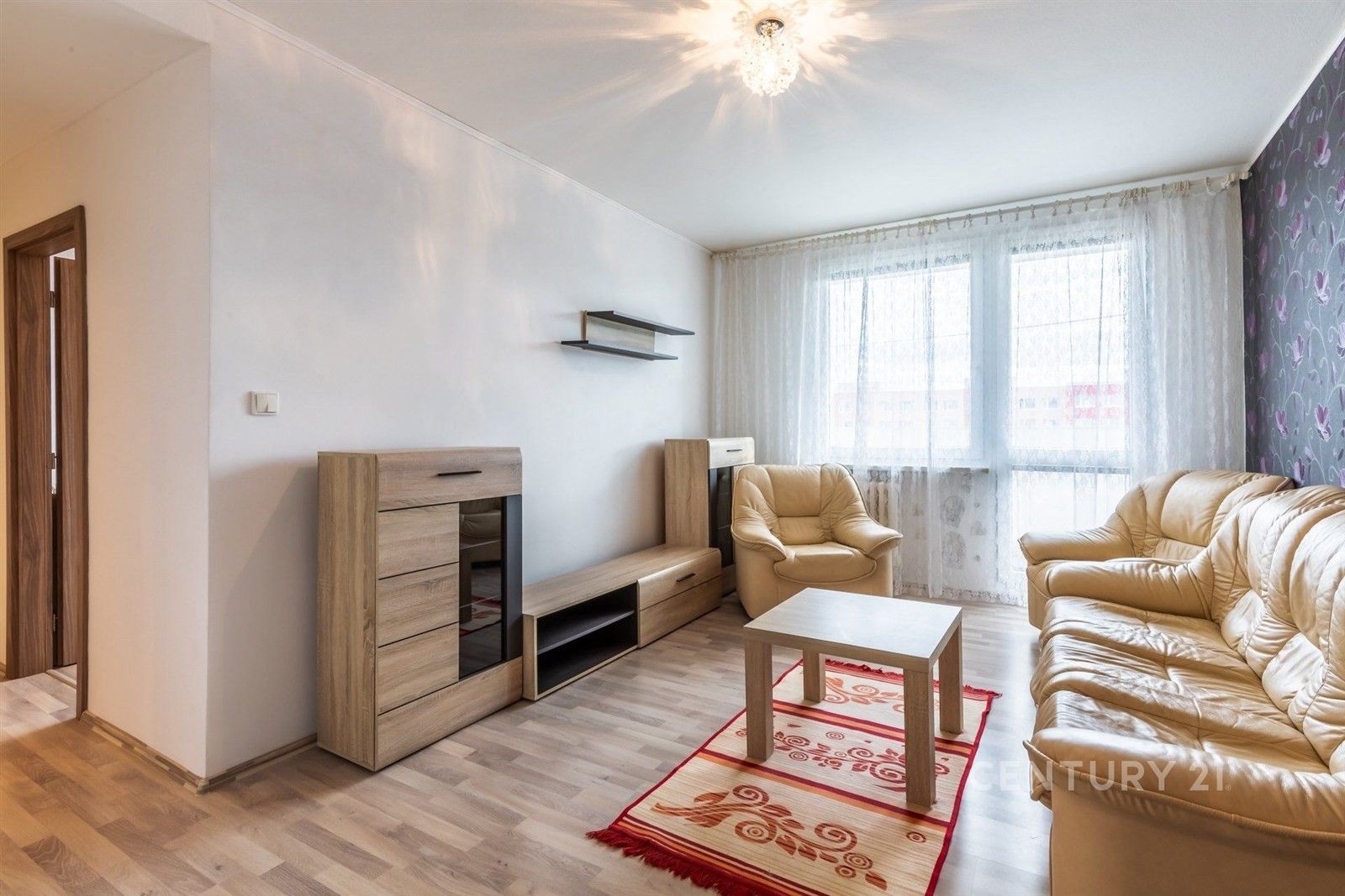 2+kk, Na růžovém poli, Kladno, 44 m²