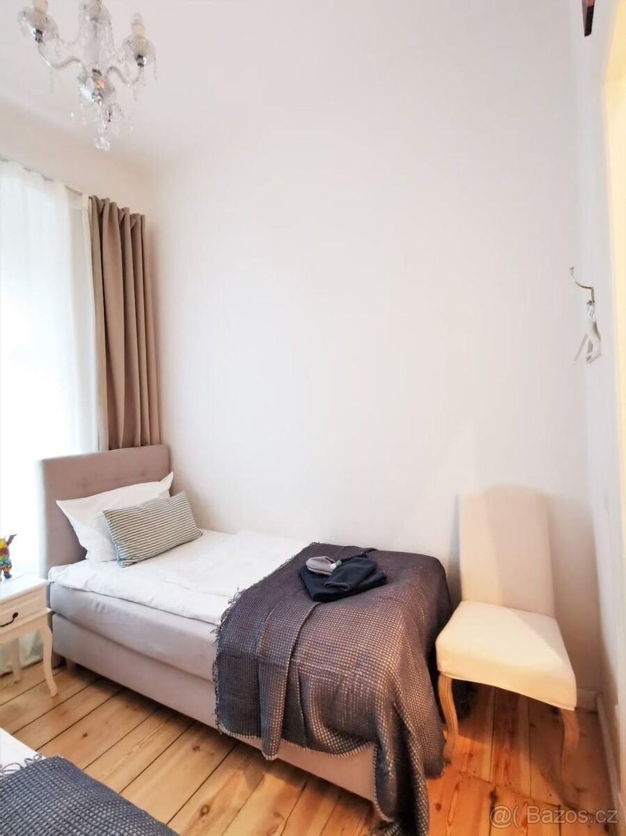 Pronájem byt - Praha, 150 00