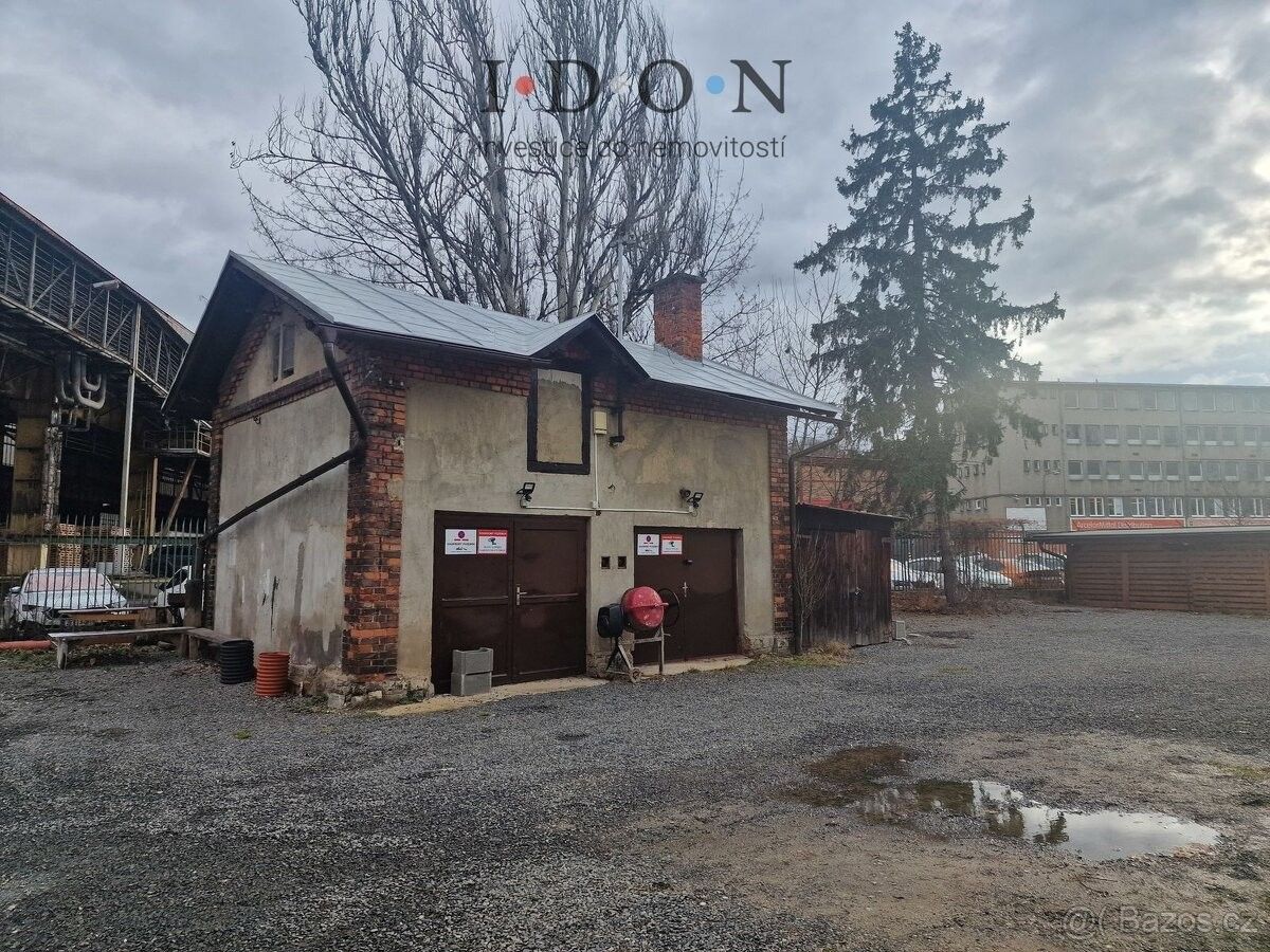 Garáže, Frýdek-Místek, 738 01