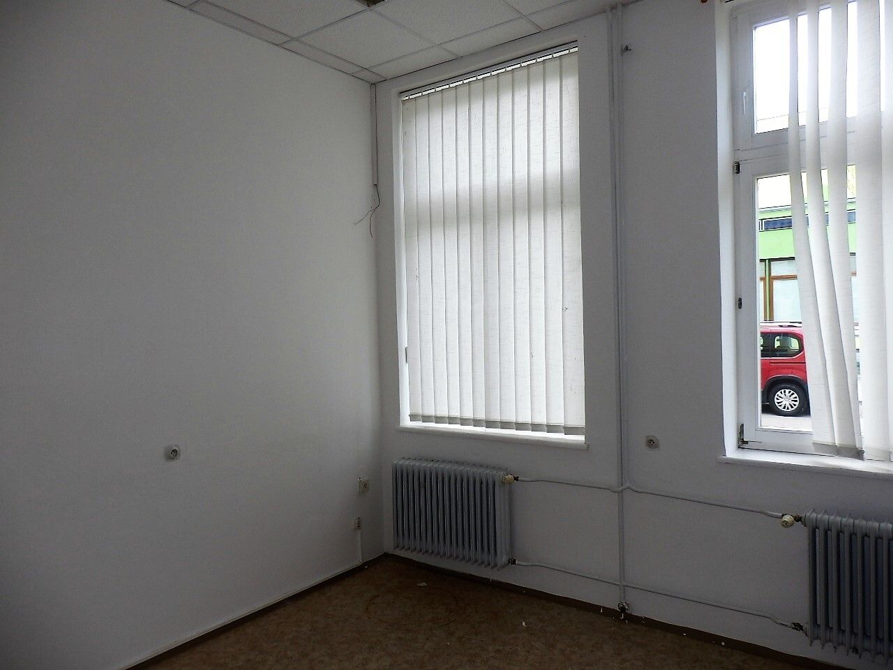 Pronájem kancelář - České Budějovice 3, České Budějovice, 42 m²