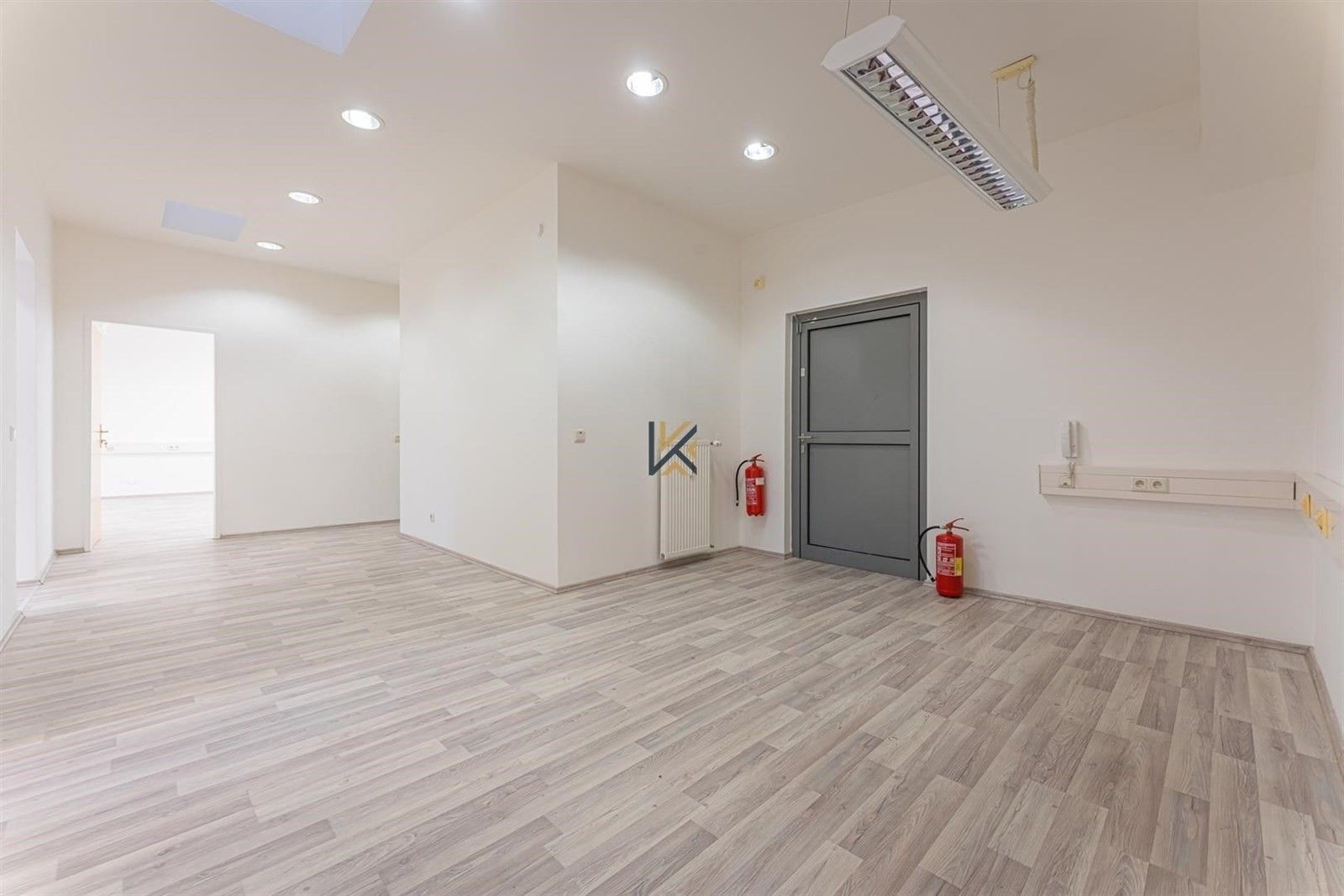 Pronájem kancelář - Uruguayská, Praha, 237 m²