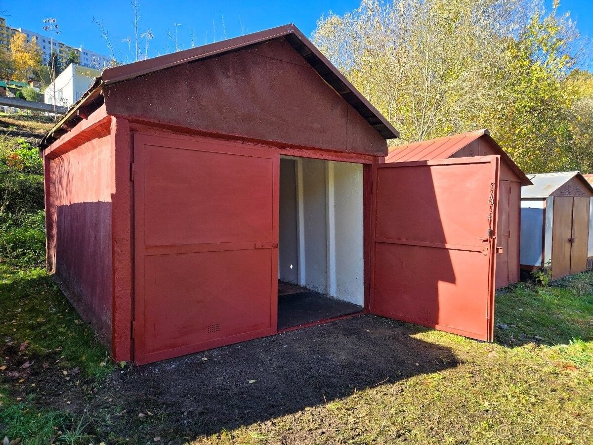 Prodej garáž - Borová Lada, 385 01