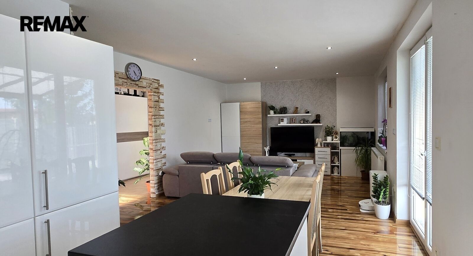 Prodej rodinný dům - Větrná 483, Kožlany, 89 m² - 5
