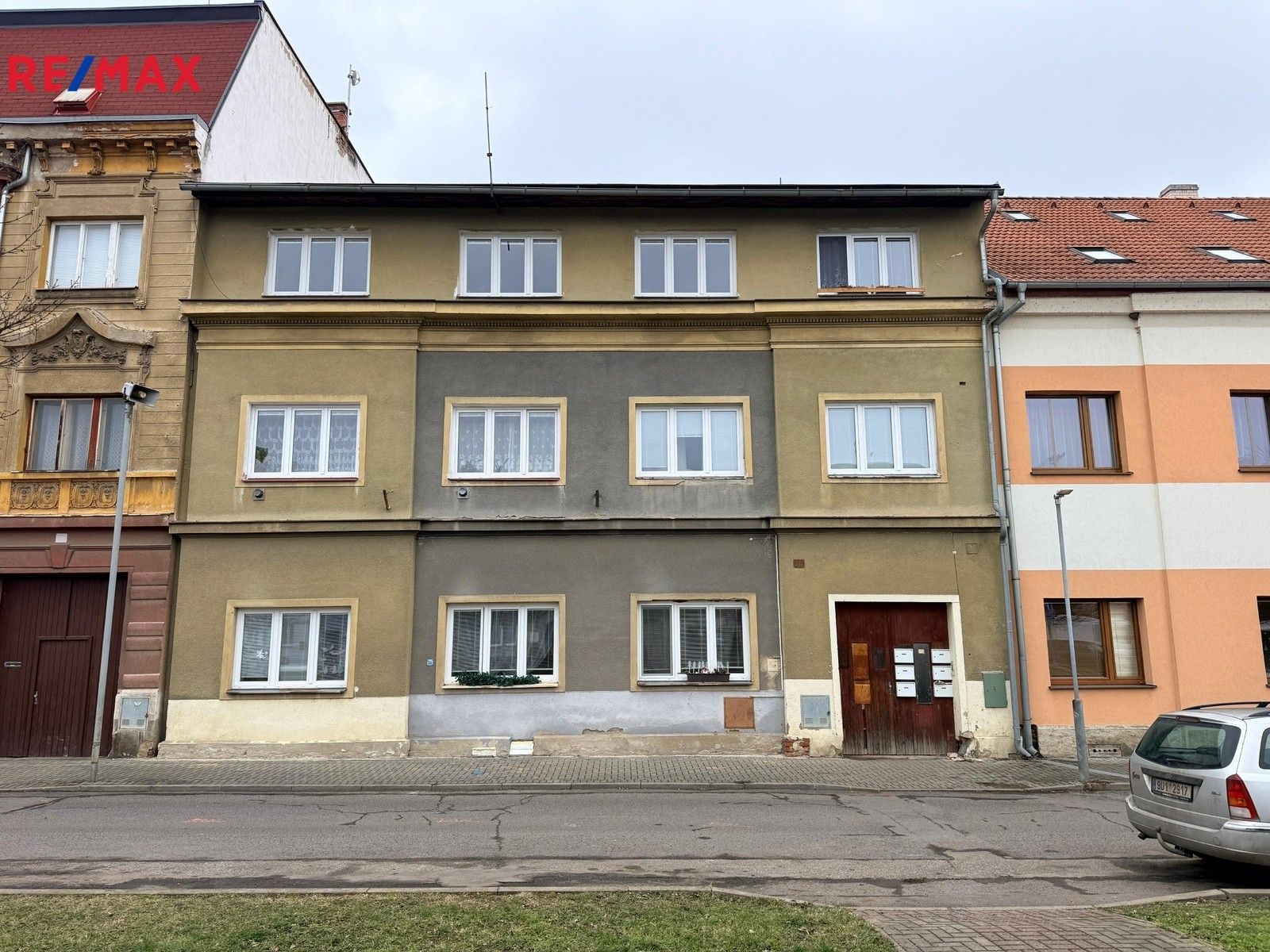 Činžovní domy, Náměstí 9. května, Chabařovice, 397 m²