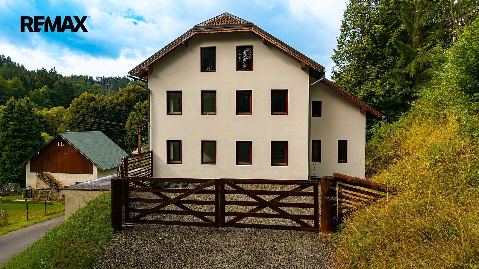 Prodej rodinný dům - Bozkov, okres Semily, 600 m² - 5