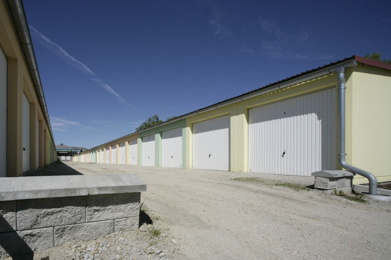 Pronájem garáž - III, Jindřichův Hradec, 18 m²