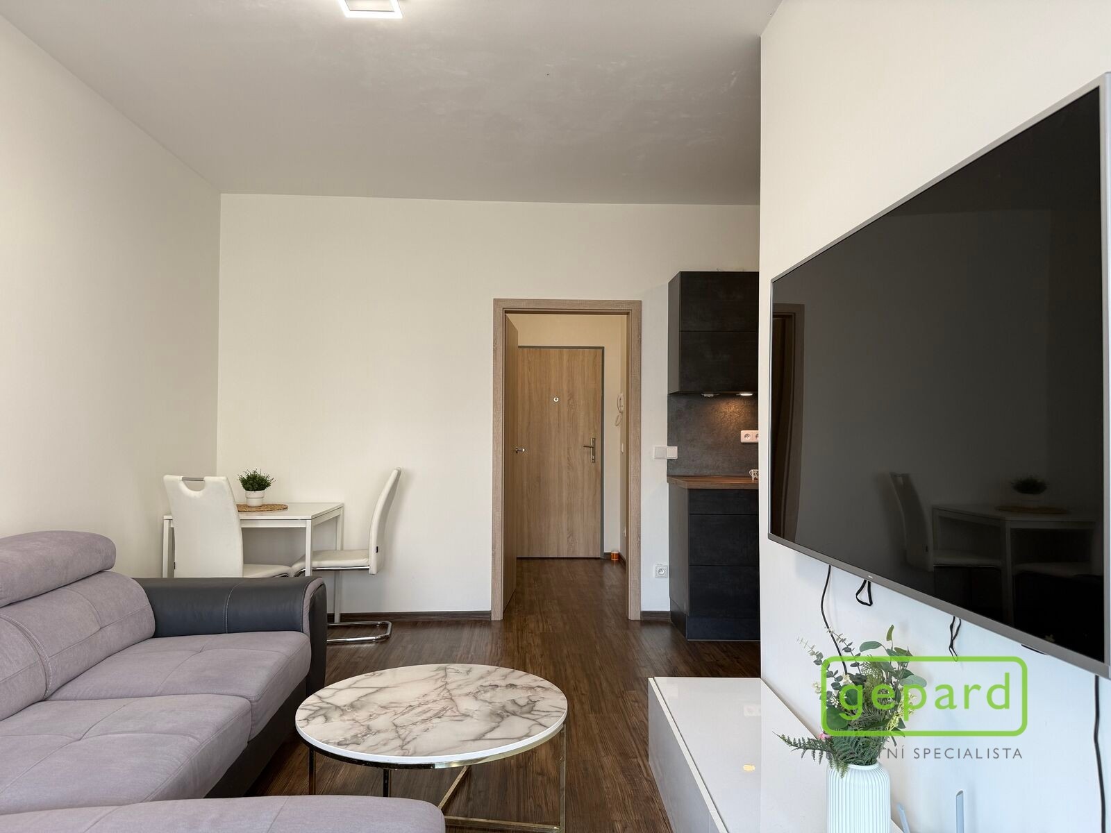 Pronájem byt 1+1 - Edmunda Husserla, Olomouc, 41 m² - 2