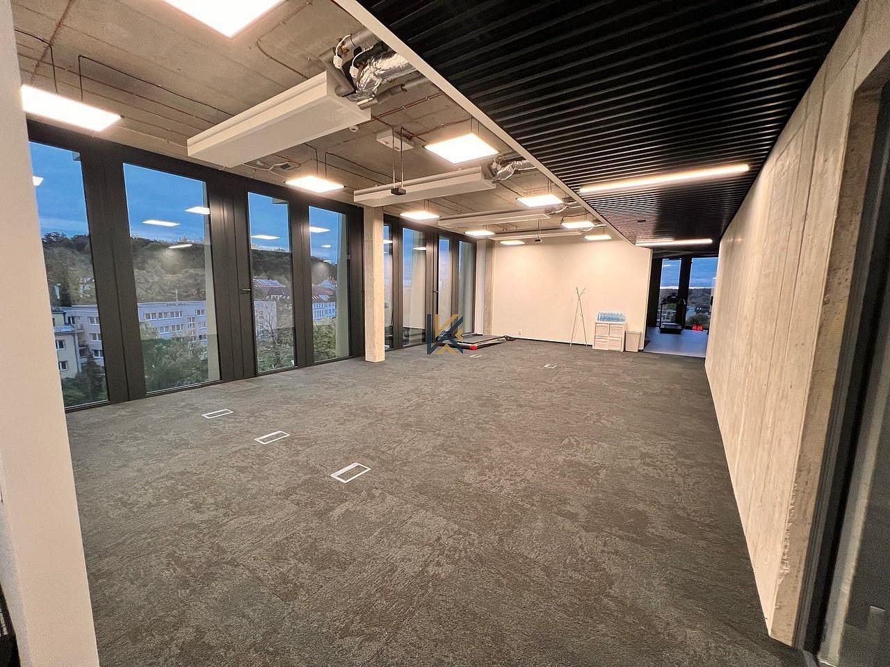 Kancelář · 300 m² · Praha - Vokovice, okres Praha 6, Hlavní město Praha - 4