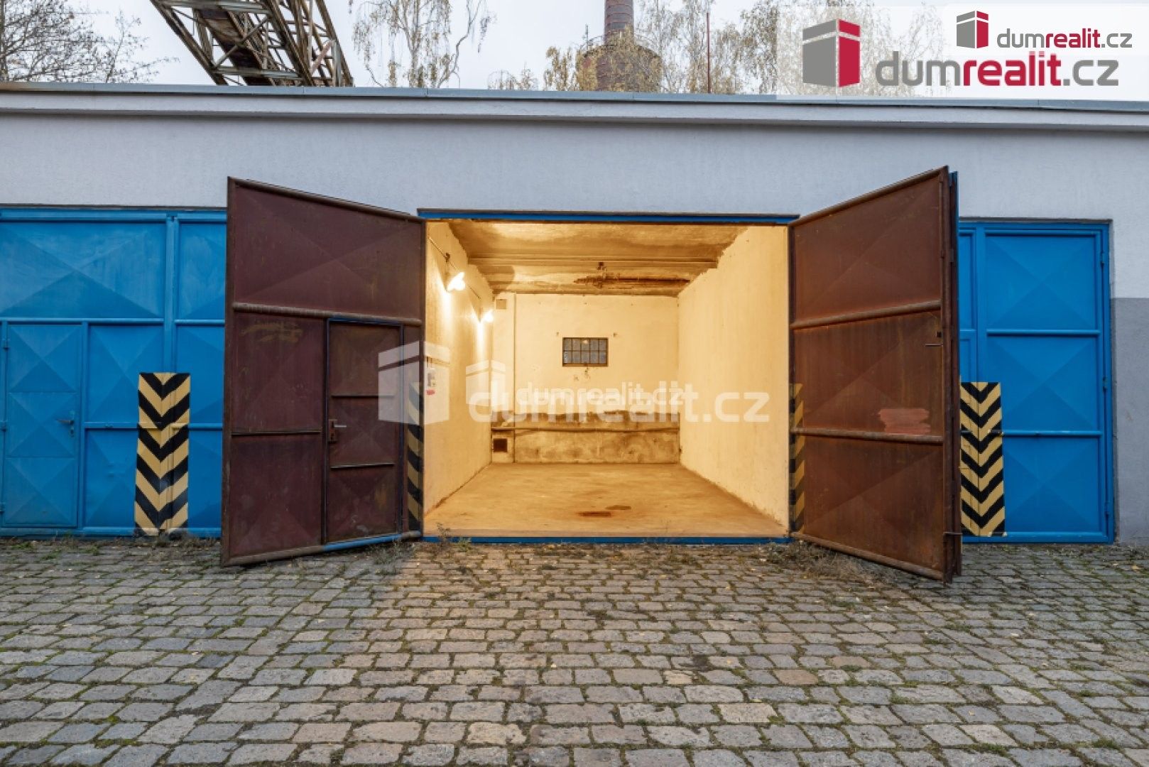 Garáže, Netovická ., Slaný, 24 m²