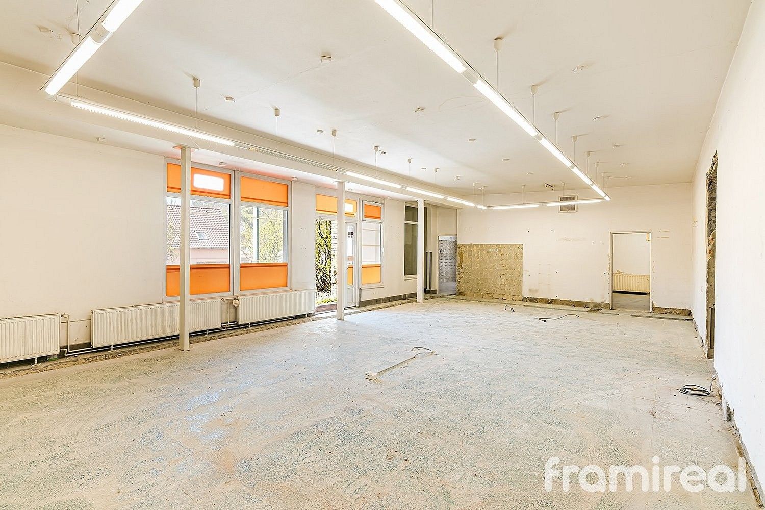 Výrobní prostory, 245 m²