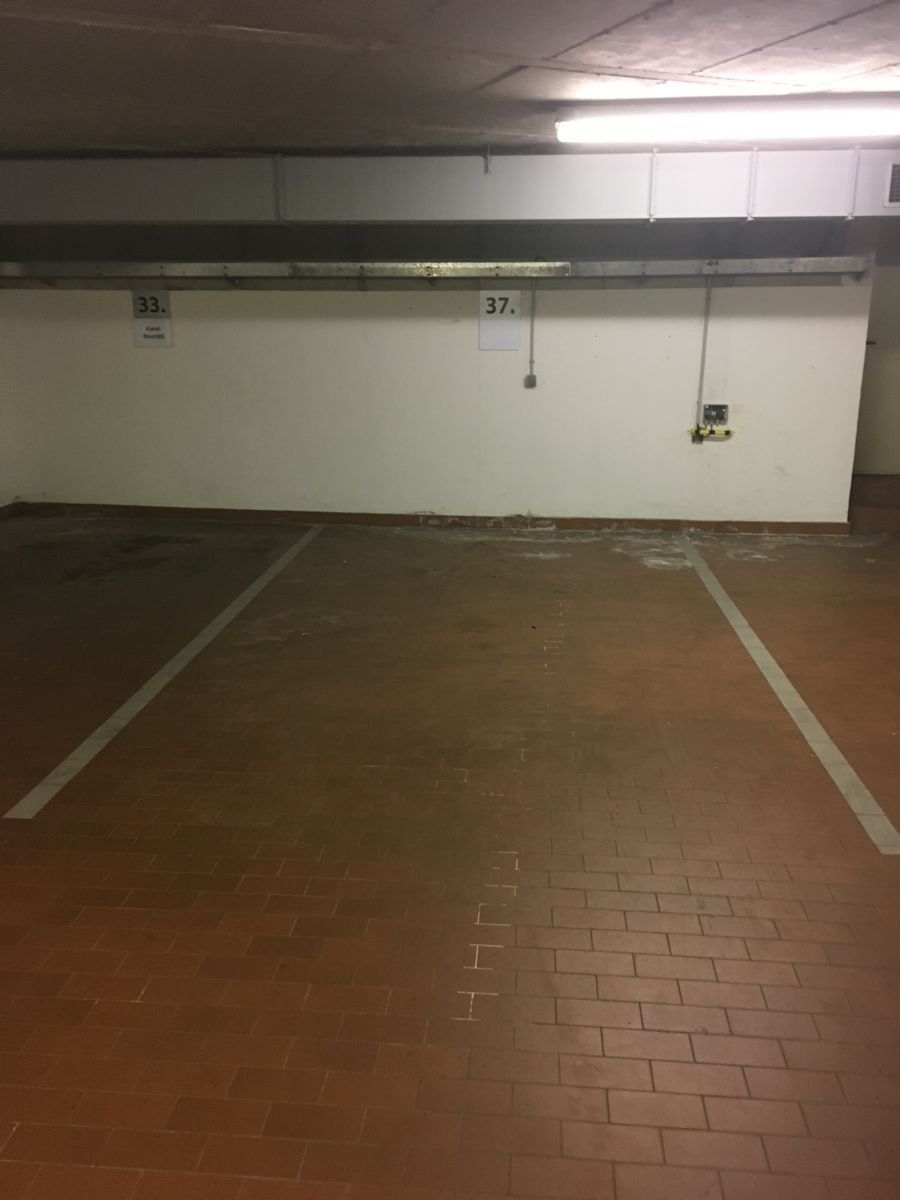 Garáž · 8 m² · Uruguayská, Praha - Vinohrady - 4