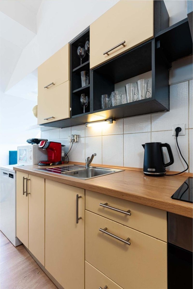 Byty, Wenzigova, Praha - Nové Město, 134 m² - 2