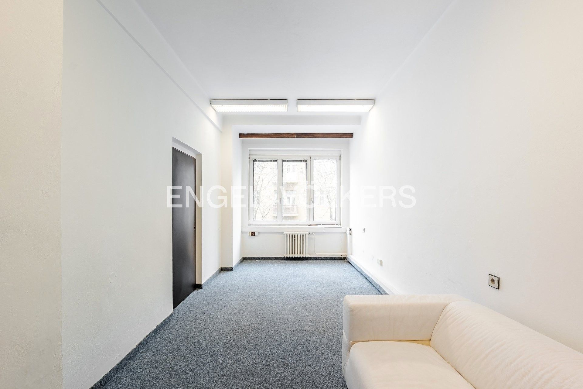 Pronájem kancelář - Thámova 181, Praha Karlín, 154 m² - 5