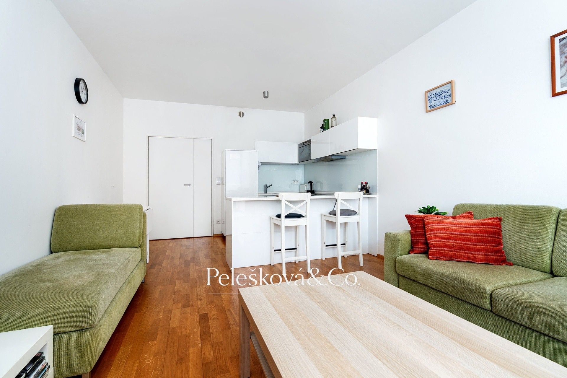 Byt 2+kk · 65 m² · Švédská, Praha - 2