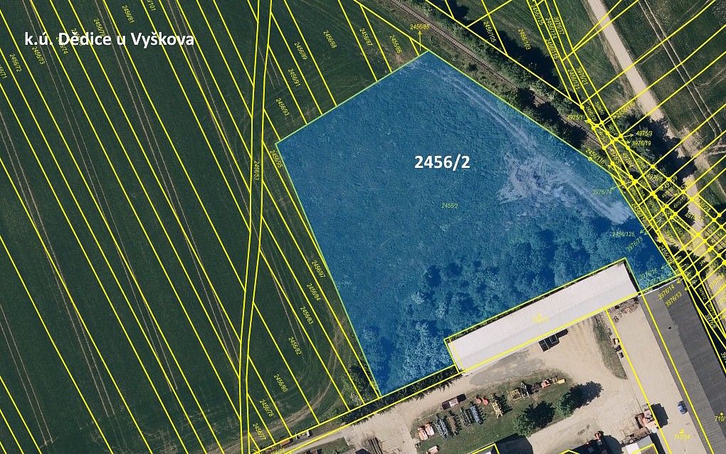Pozemek, 8 890 m²
